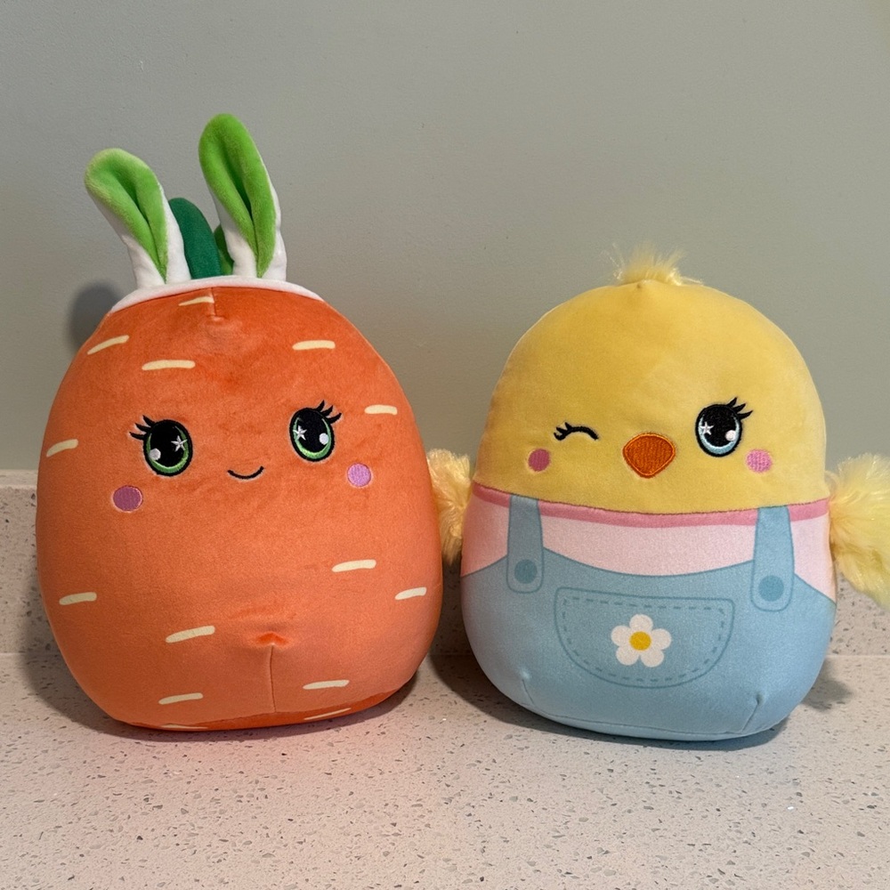 Squishmallows Easter Duo: Caroleena the Carrot & 2022 Aimee the Chick
